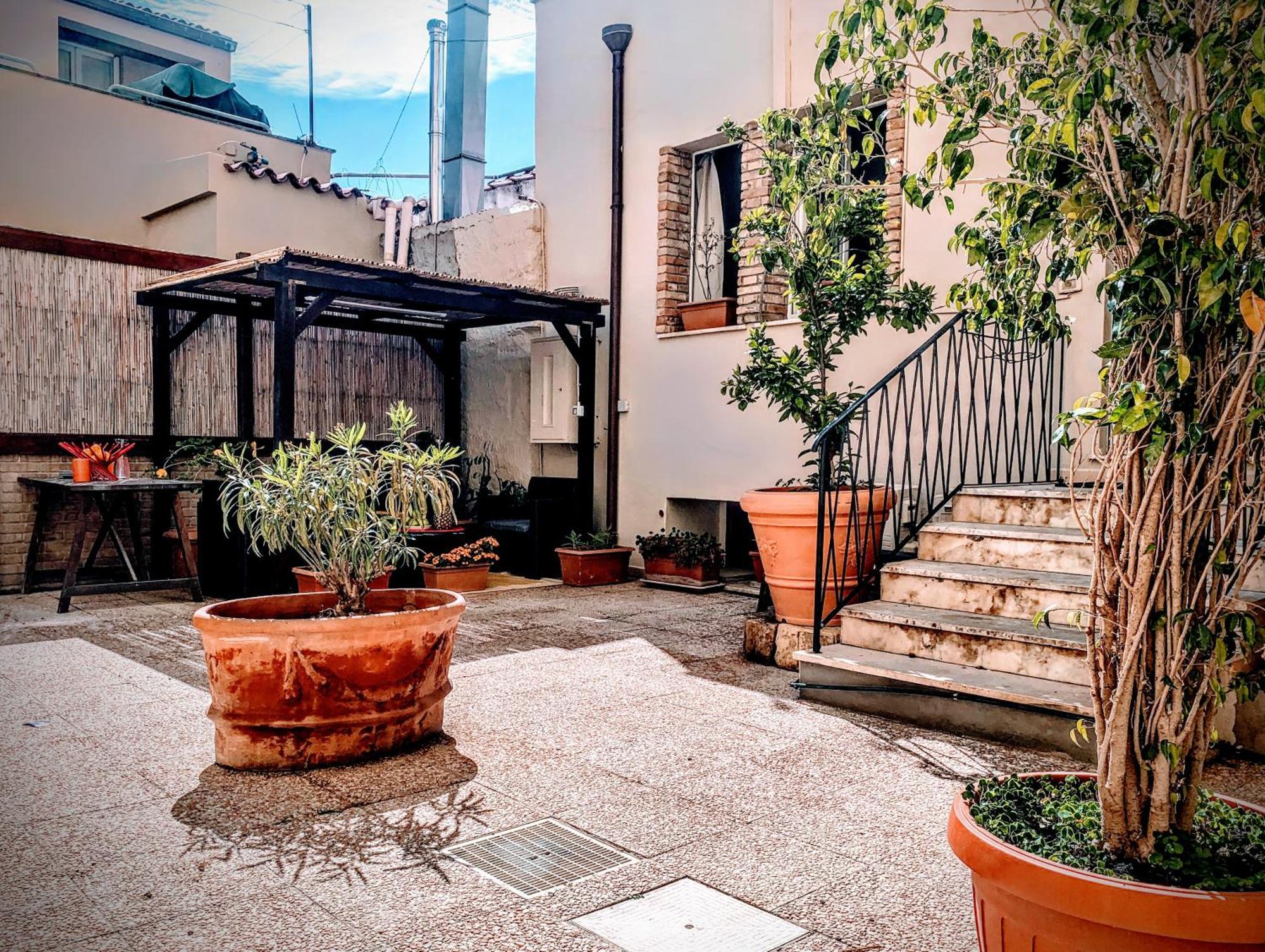 Oasi Urbana Con Terrazza E Vista Apartment Cagliari Exterior photo